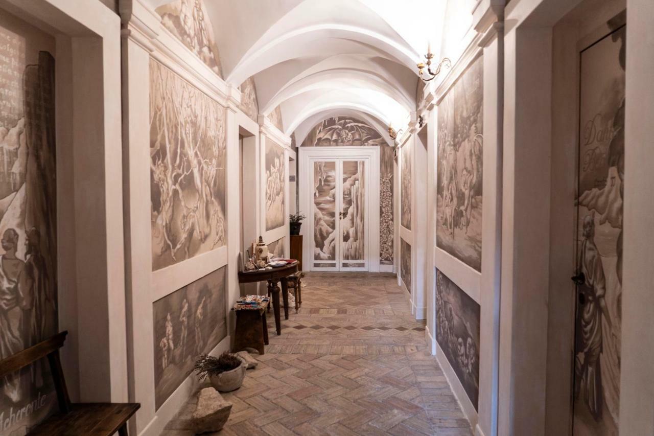 Dante'S Hell B&B Rome Bagian luar foto