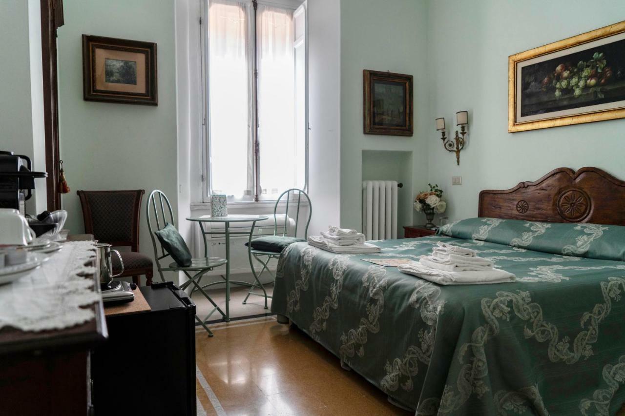 Dante'S Hell B&B Rome Bagian luar foto